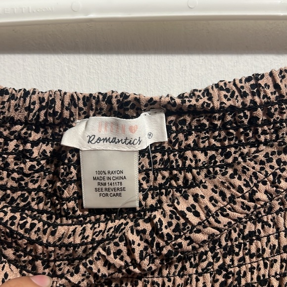 Brown cheetah pattern skirt - Picture 2 of 3